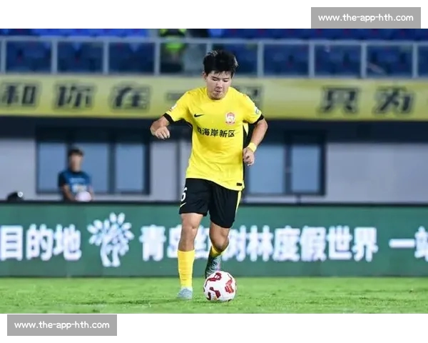 尴尬!前国脚之子留洋三年 0 球 0 助攻,回国无人问津转行娱乐圈 尴尬!前国脚之子留洋三年 0 球 0 助攻,回国无人问津转行娱乐圈