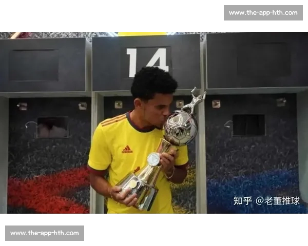 阿里亚斯：“哥伦比亚贝利” 称号过誉，贝利是足坛永恒标杆