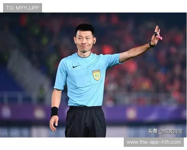 新鹏城 vs 三镇补赛裁判确定：黄翼主裁，邢琦担任 VAR